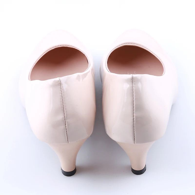 Women's Nude Medium-Heel Pumps – Elegant Closed-Toe Heels for Office & Party