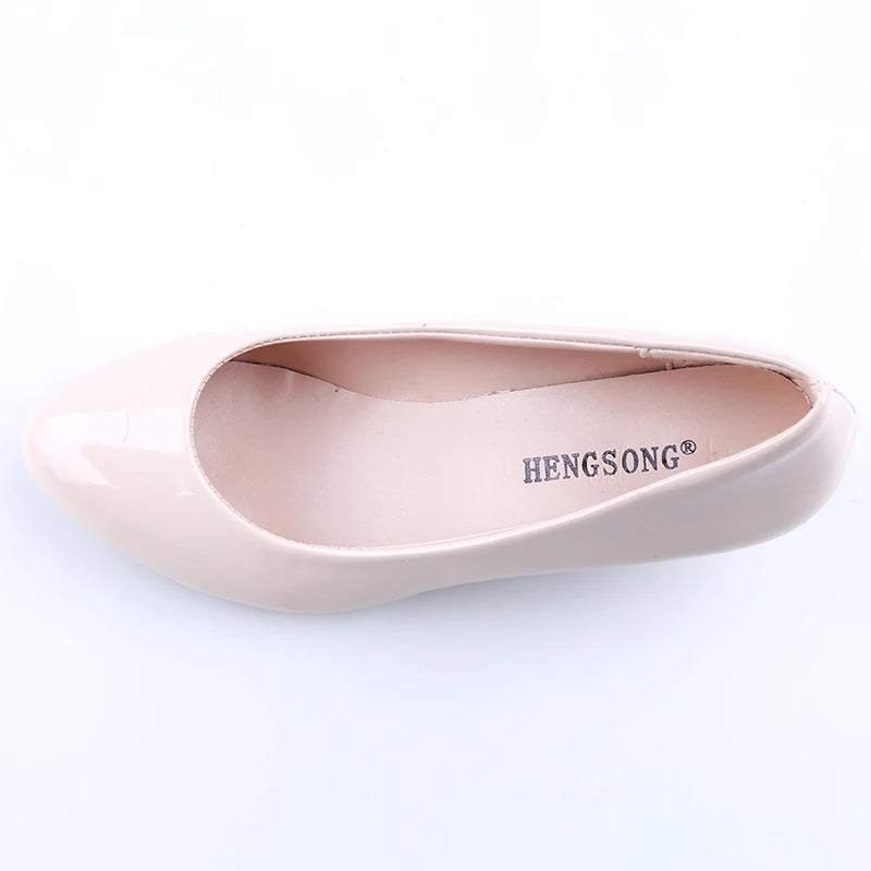 Women's Nude Medium-Heel Pumps – Elegant Closed-Toe Heels for Office & Party