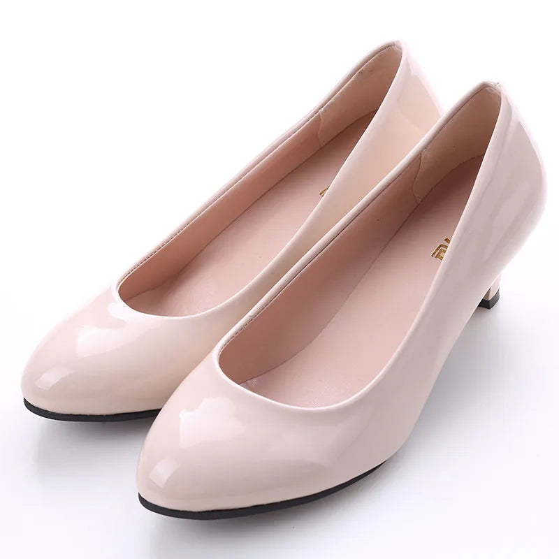 Women's Nude Medium-Heel Pumps – Elegant Closed-Toe Heels for Office & Party